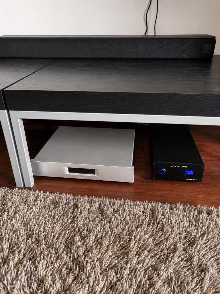 Lumin U2 Mini + lineaire voeding  + afstandsbediening, Ophalen, Zo goed als nieuw, Zonder harde schijf