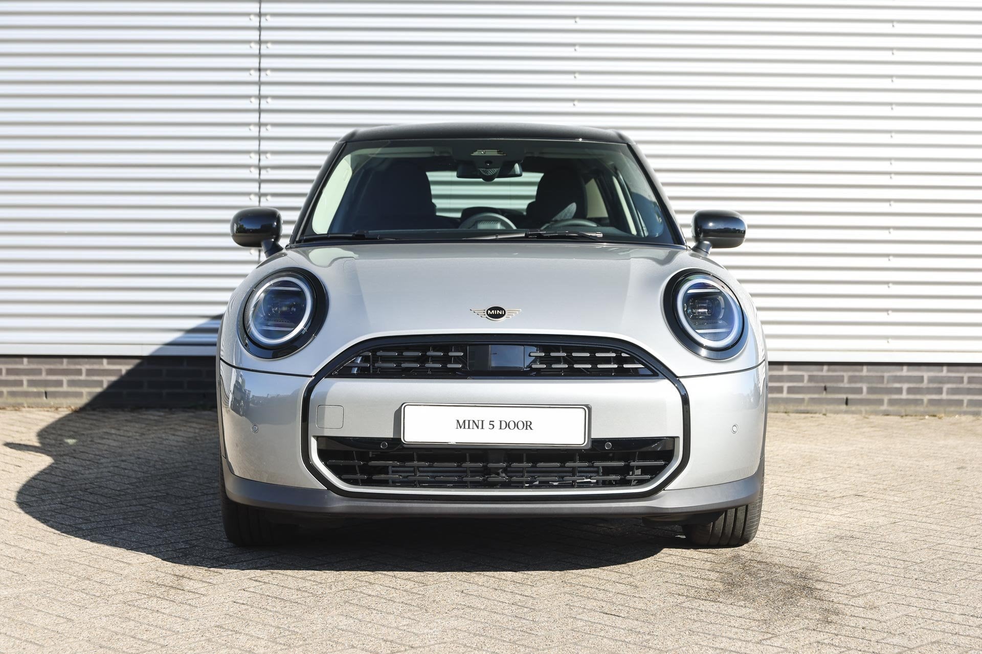 MINI Hatchback Cooper C Automaat / Classic / Pakket M / 17 i, Auto's, Dealer onderhouden, Stof, 156 pk, Bedrijf