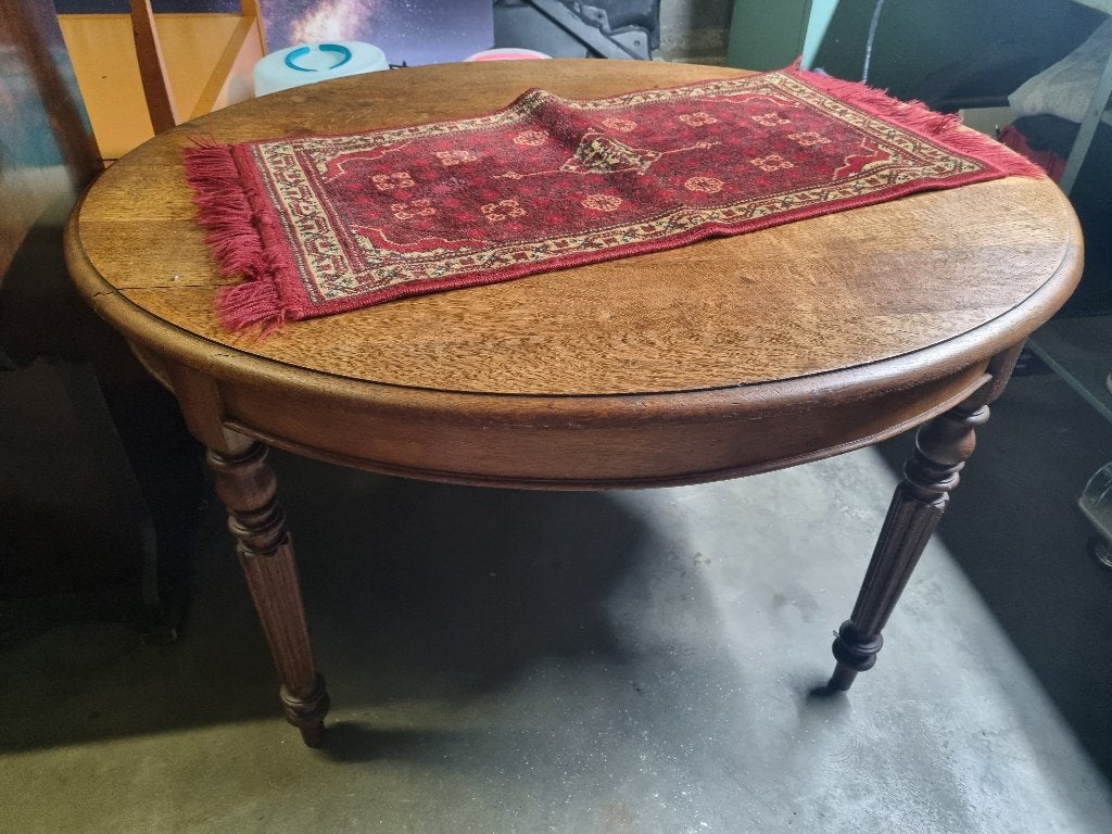 antieke ronde tafel en stoelen, Ophalen