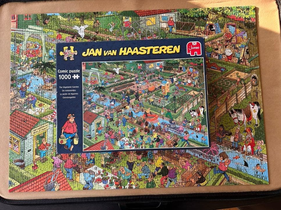 Jan van Haasteren De Volkstuinen 1000 stukjes, Ophalen of Verzenden, 500 t/m 1500 stukjes, Gebruikt, Legpuzzel