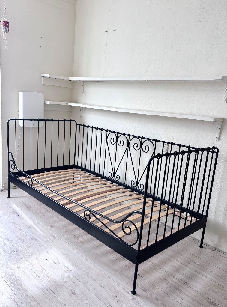 IKEA bed MEDAL, Huis en Inrichting, Slaapkamer | Bedden, Ophalen, Gebruikt, 90 cm, Eenpersoons