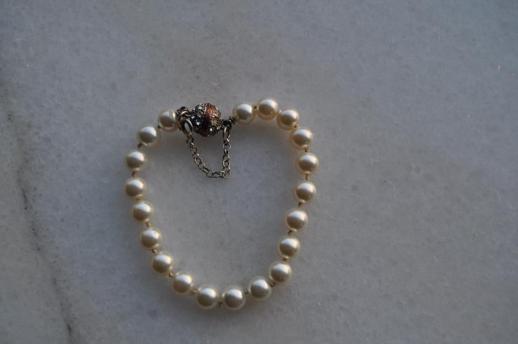 Vintage Armband " Parels" met Strass Zilver sluiting, Sieraden, Tassen en Uiterlijk, Armbanden, Gebruikt, Overige kleuren, Ophalen of Verzenden