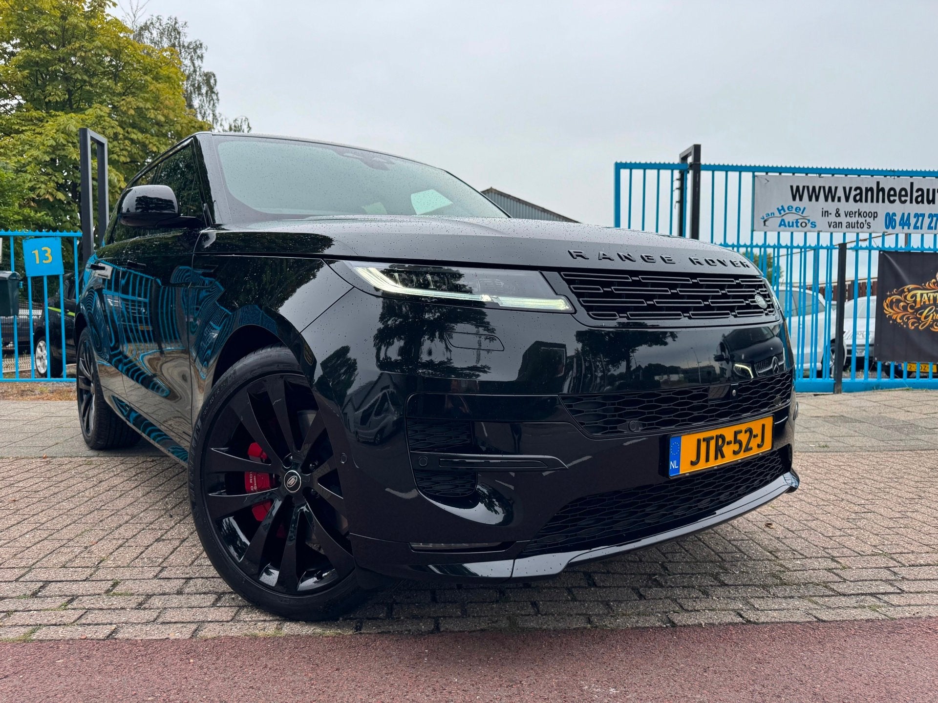 Land Rover RANGE ROVER SPORT 3.0 P550e Autobiography PHEV, Automaat, Gebruikt, 3000 kg, Bedrijf