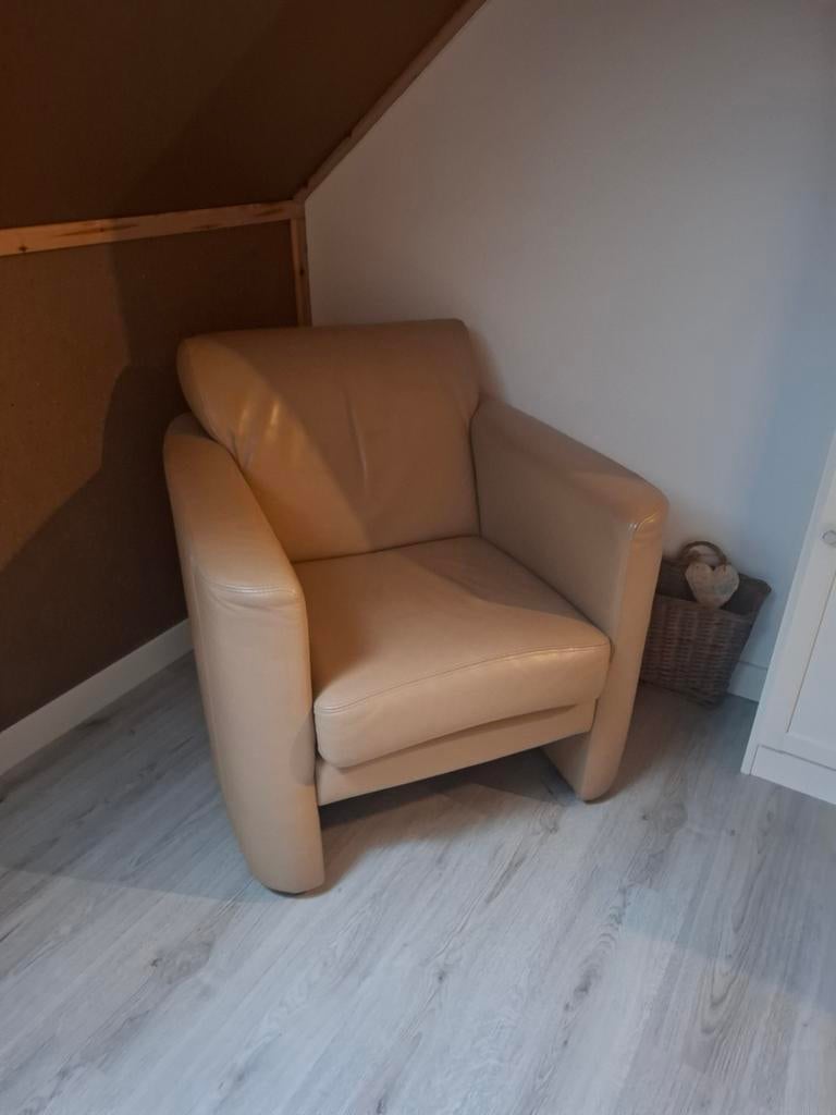 Fauteuil echt leer, Ophalen, Zo goed als nieuw, 50 tot 75 cm, Leer