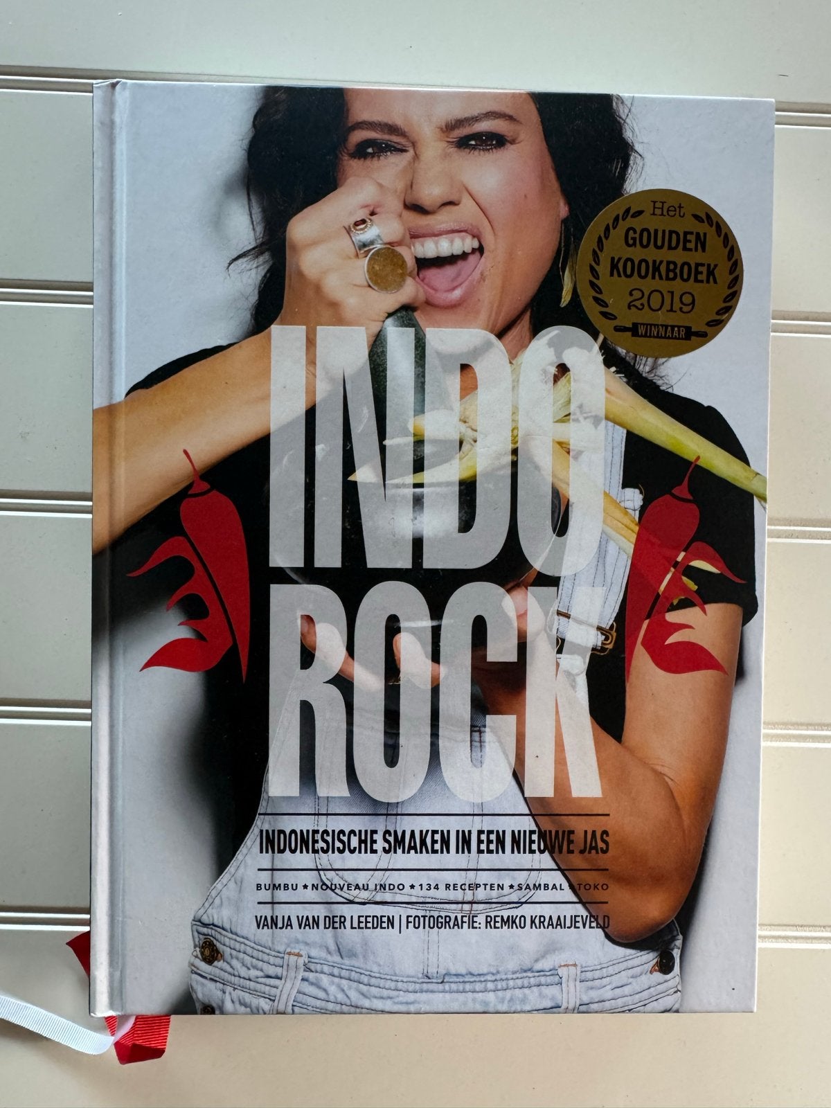 INDO ROCK: Indonesische smaken in een nieuwe jas - Kookboek, Boeken, Kookboeken, Ophalen of Verzenden, Zo goed als nieuw, Azië en Oosters