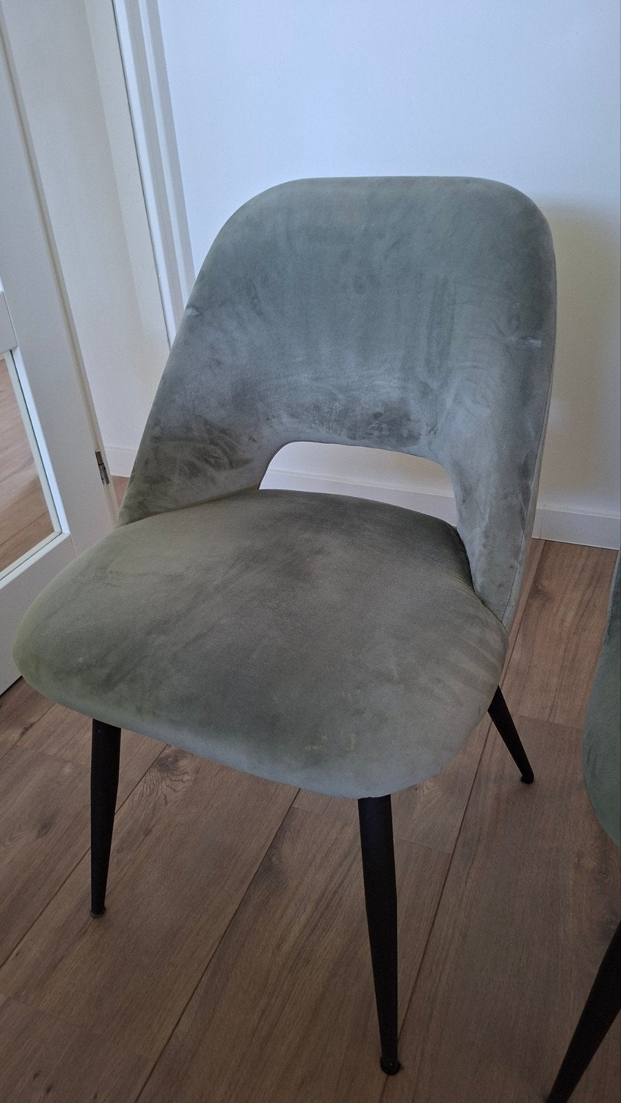 5 Velvet eetkamerstoelen  (3x groen, 2x zwart), Ophalen, Gebruikt, Overige kleuren, Stof