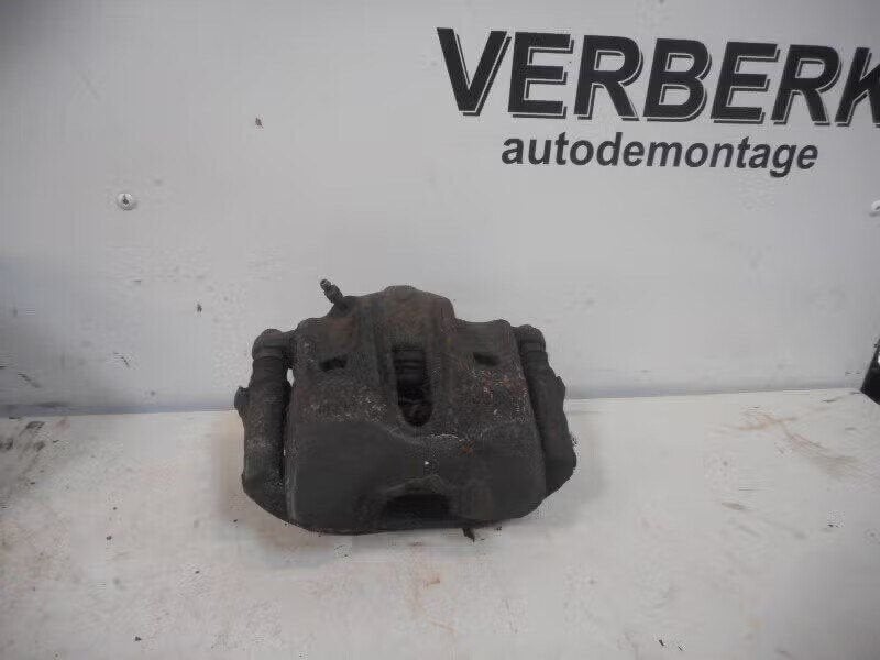REMKLAUW RECHTS VOOR Opel Omega B (25 / 26 / 27), Auto-onderdelen, Bahnhofsplatz 65423 Rüsselsheim am Main, DE, Gebruikt, Opel