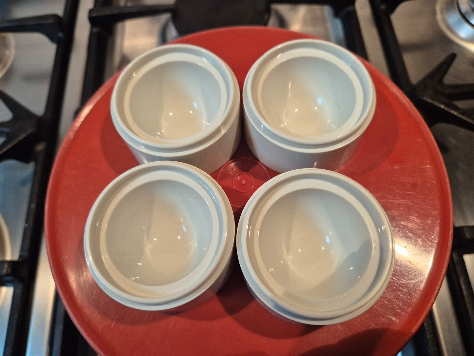 4 vintage Tupperware eierdopjes in zeer goede staat, Ophalen, Zo goed als nieuw, Overige typen