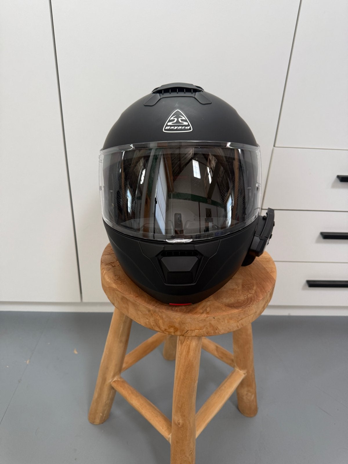 Bayard motorhelm maat M met Sena 30K Bluetooth Mesh 2.0, Motoren, Overige merken, M, Systeemhelm, Dames