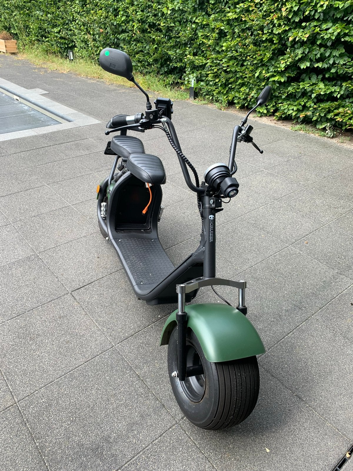 E-cruiser X-1 - Elektrische scooter met lage kilometerstand, Fietsen en Brommers, Ophalen, Zo goed als nieuw, Elektrisch, Overige merken