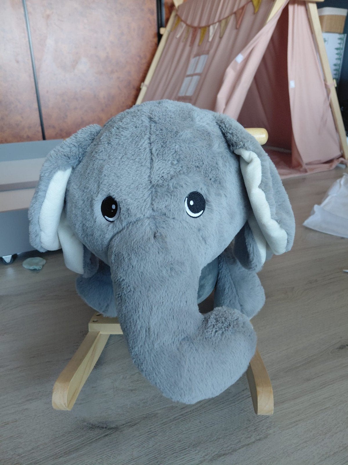 Schattige Olifant Schommelstoel voor Kinderen, Ophalen, Zo goed als nieuw, Jongen of Meisje