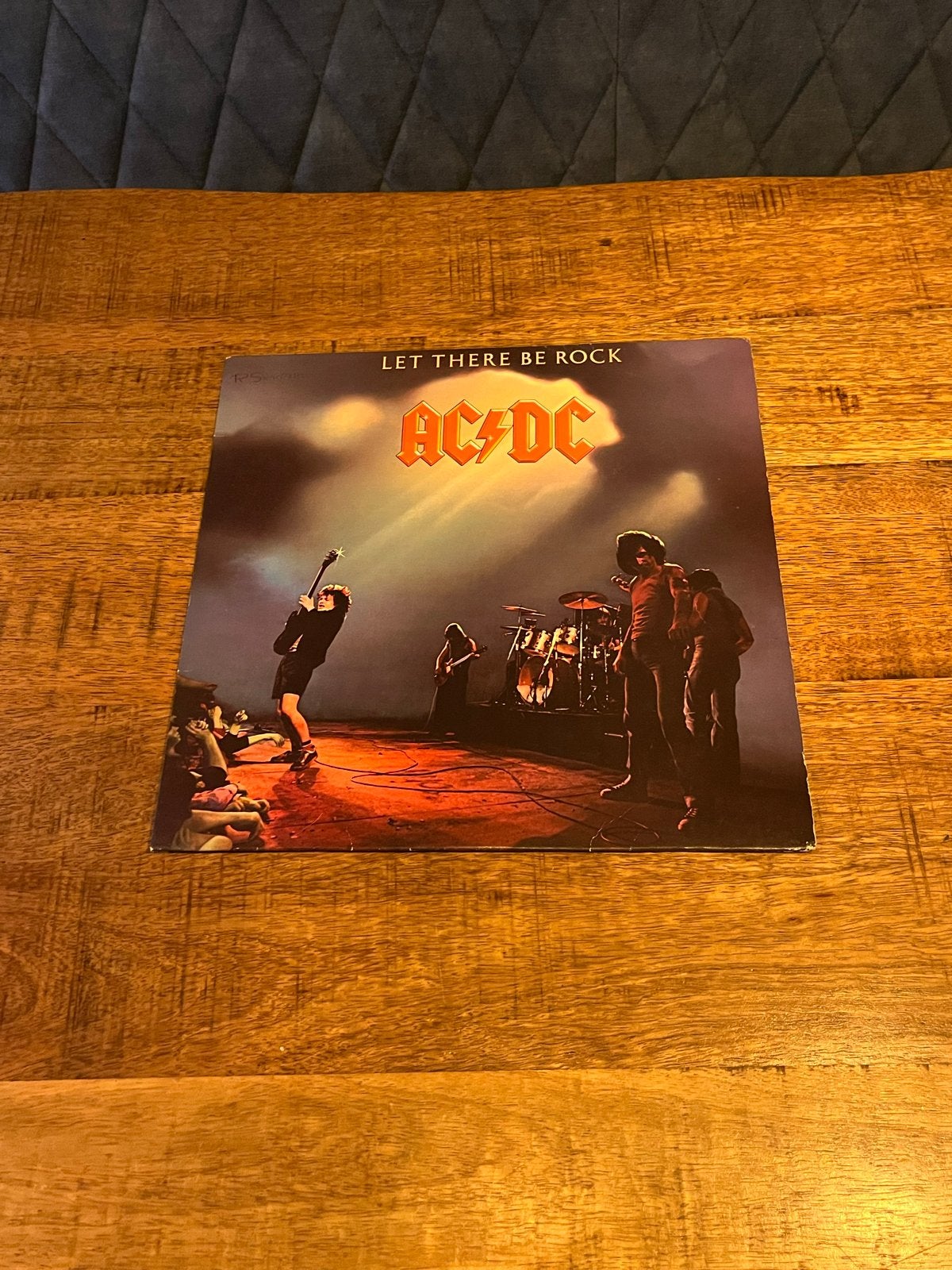 LP AC/DC Let There Be Rock, Inclusief binnenhoes, Ophalen of Verzenden, Zo goed als nieuw