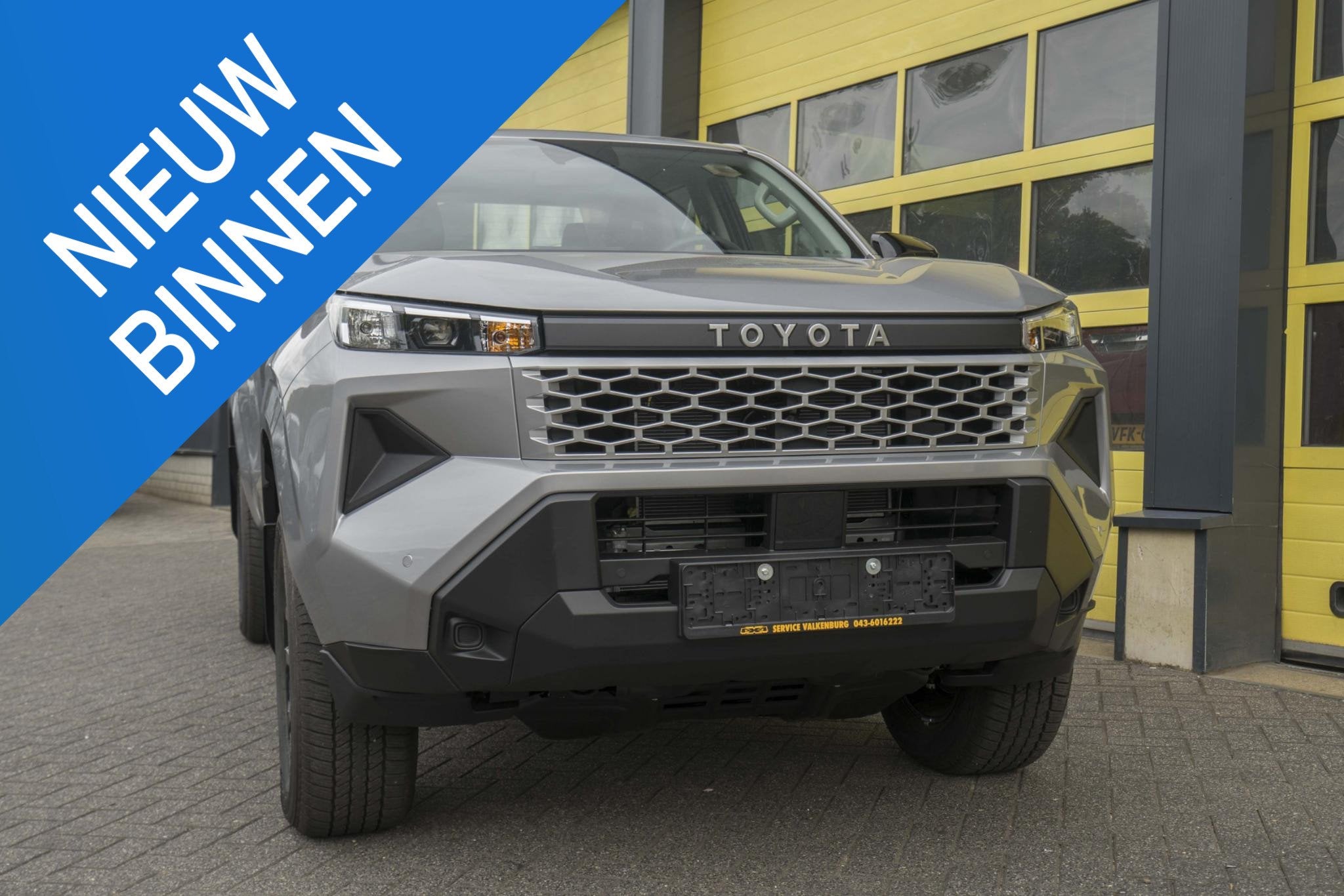 Toyota Hilux 2.8 D-4D MHEV Double Cab Auto 4WD 18 Inch, Auto's, Bestelauto's, Automaat, 4 cilinders, Automatische klimaatregeling