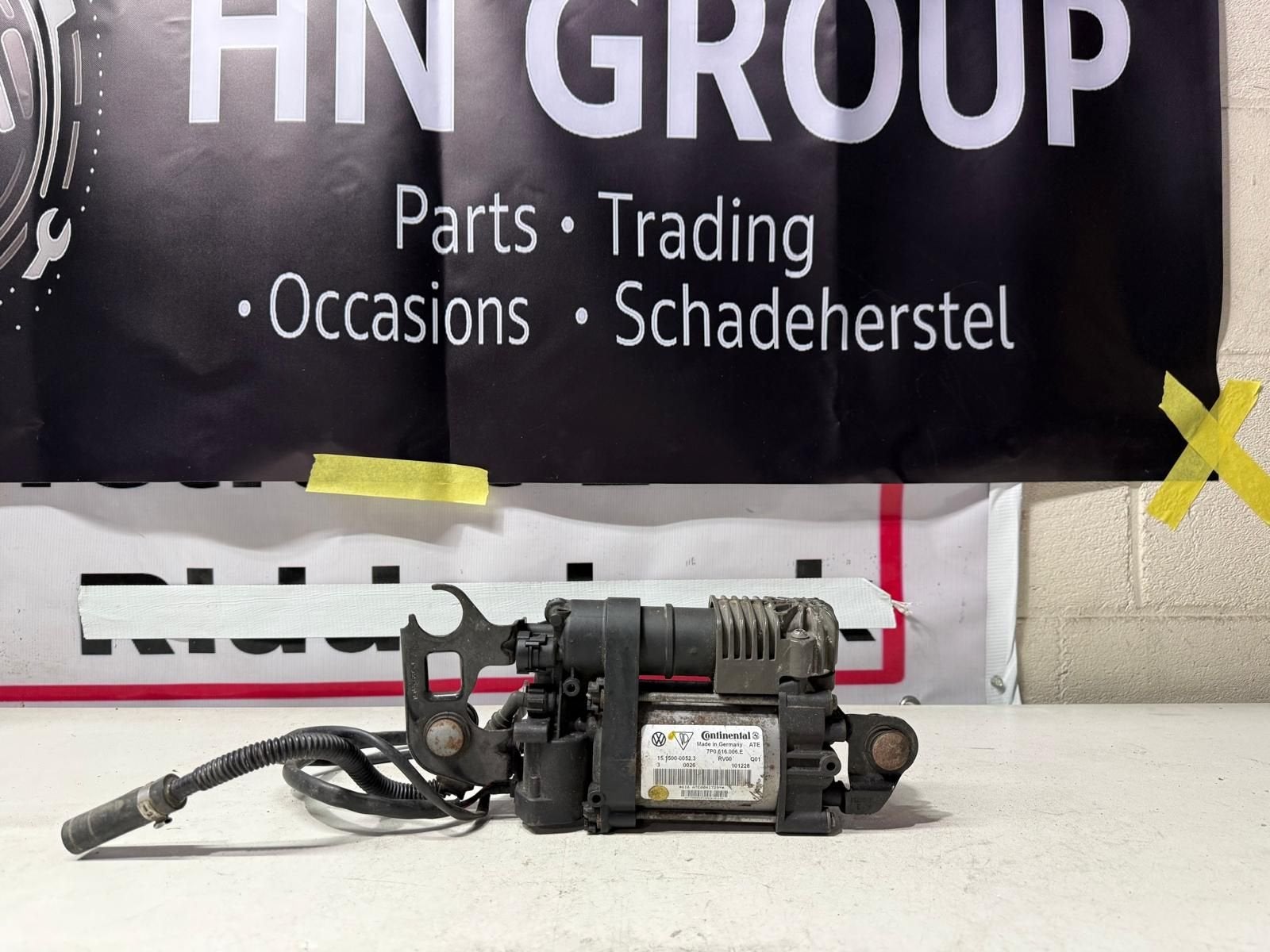 Porsche Cayenne (92A) Luchtvering compressor, Auto-onderdelen, Ophanging en Onderstel, Gebruikt, Ophalen of Verzenden