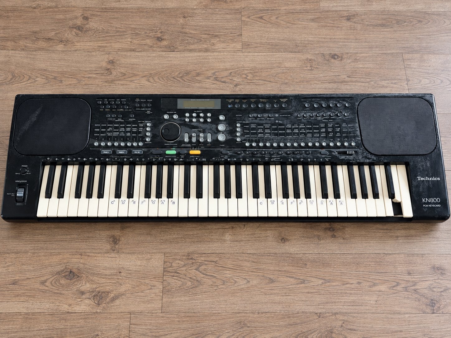 Technics KN800 PCM Keyboard