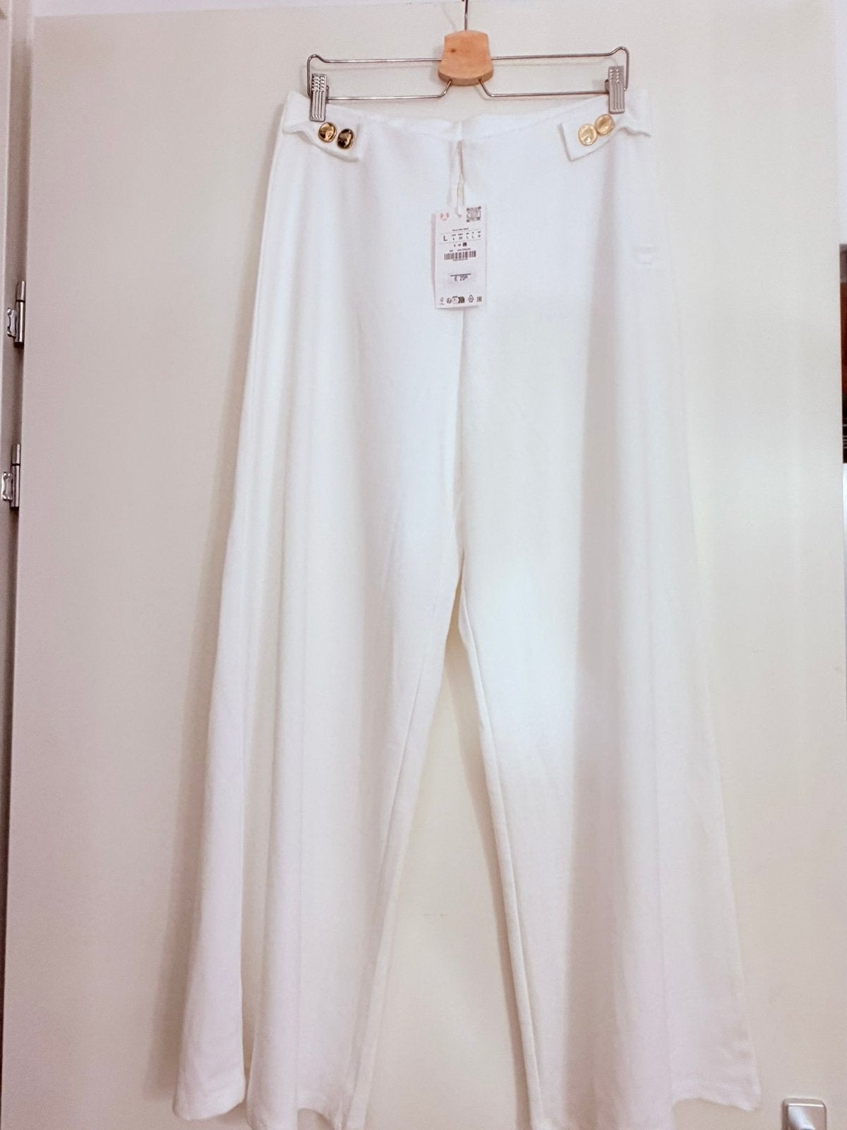 Mooie witte pantalon Dames Nieuw!, Wit, Maat 42/44 (L), Nieuw, Ophalen of Verzenden