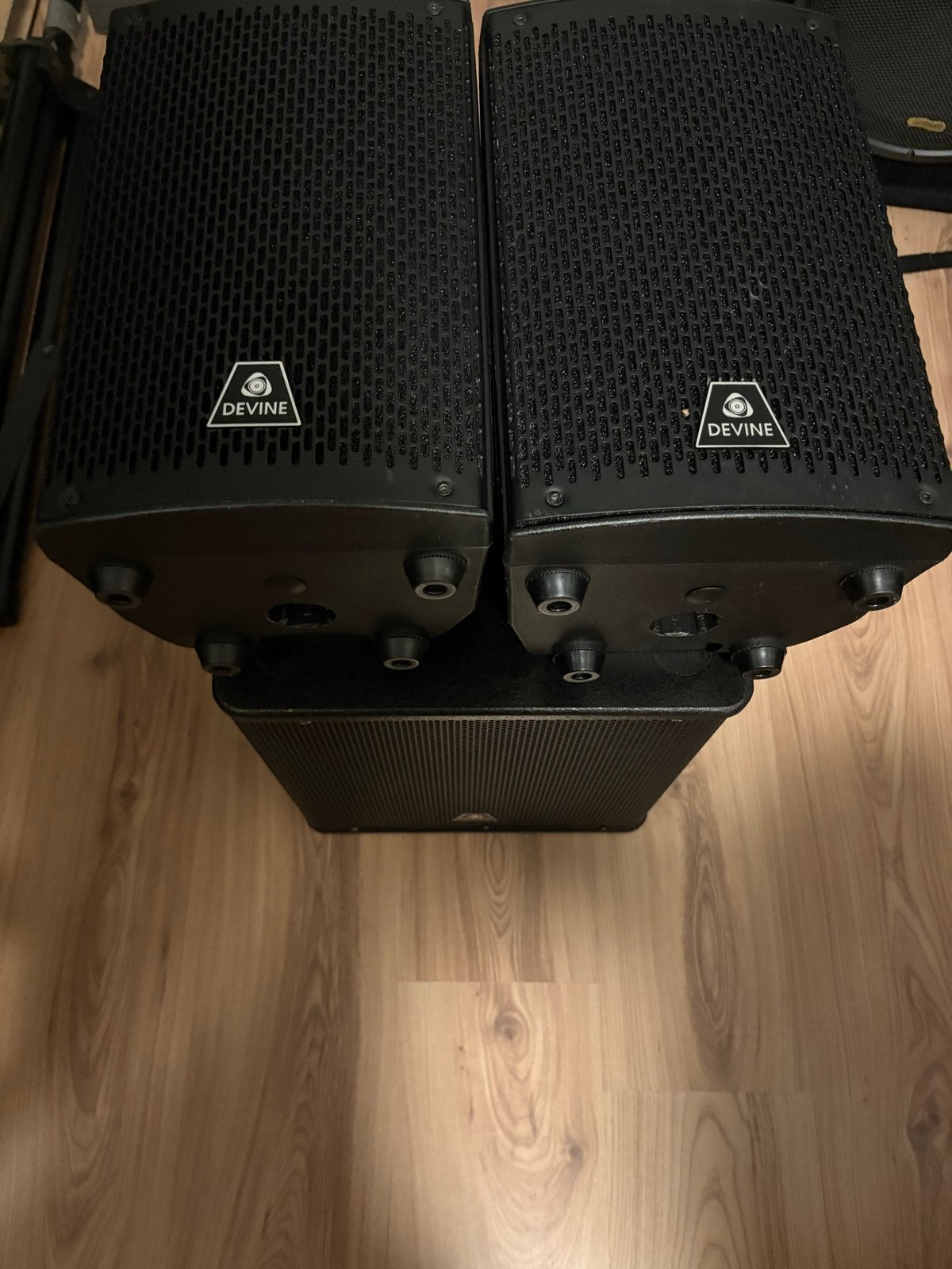 Devine Onyx 6 speakerset met subwoofer, statieven en kabels, Gebruikt, Inclusief kabels, Speakerset, Ophalen
