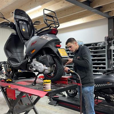 Scooter reparatie, Snelservice, Brommerreparatie
