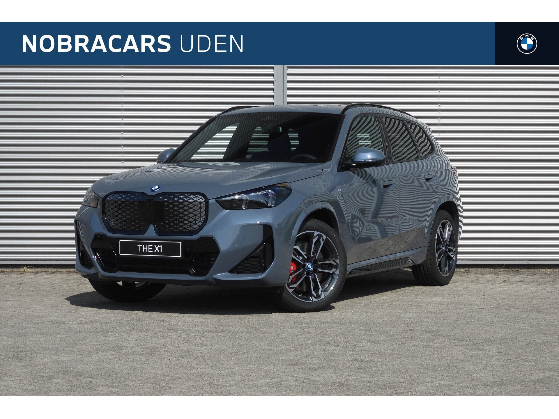 BMW iX1 eDrive20 M Sport / Panoramadak / Sportstoelen / M Ad, Auto's, BMW, Zwart, Leder, Nieuw, 1840 kg