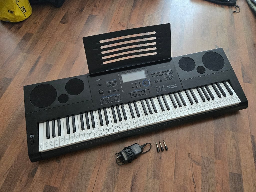 Casio WK-6600 Keyboard 76 toetsen (aanslaggevoelig), Muziek en Instrumenten, Ophalen, Casio, Zo goed als nieuw, Aanslaggevoelig