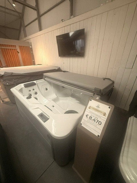 Hotspring | Hotspot | Propel, Ophalen, Zo goed als nieuw, Vast