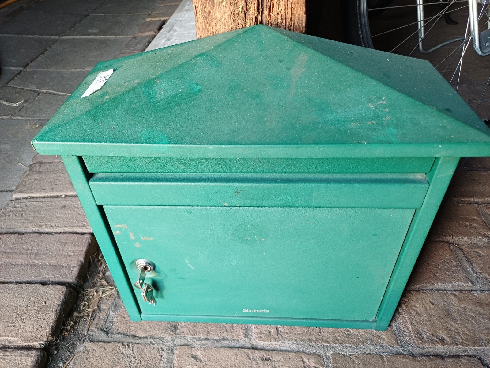 Brabantia brievenbus groen, wandmodel met sleutel, Tuin en Terras, Ophalen