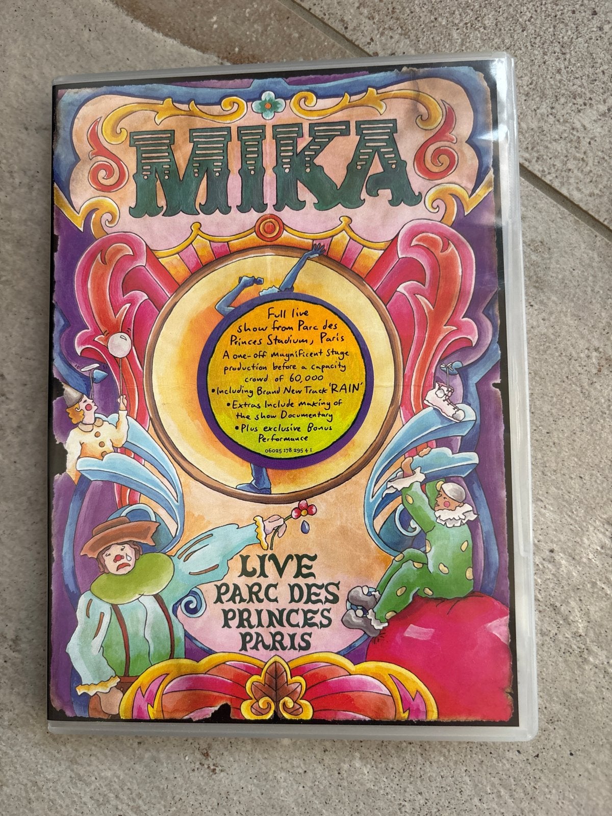 Mika - Live Parc des Princes Paris DVD, Alle leeftijden, Ophalen of Verzenden, Gebruikt