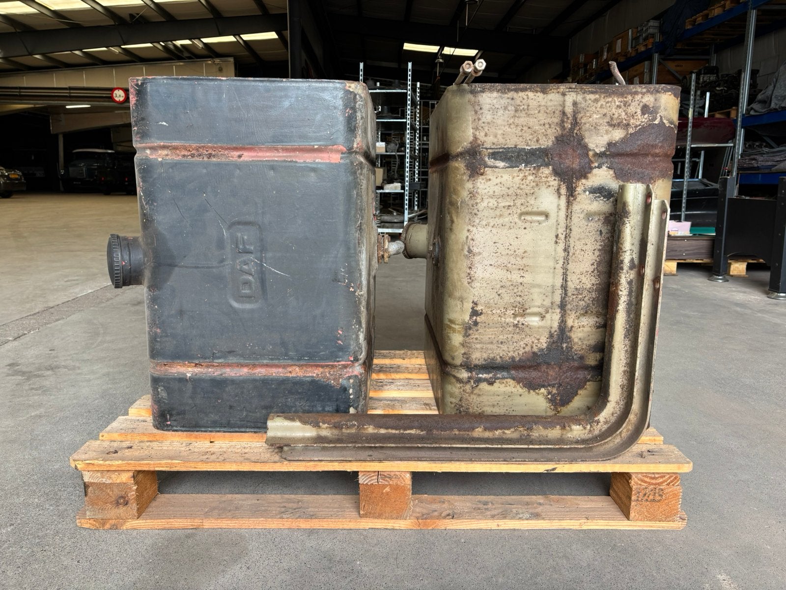 Oldtimer DAF brandstoftank, Auto-onderdelen, Vrachtwagen-onderdelen, Ophalen, Gebruikt, DAF, Brandstofsystemen