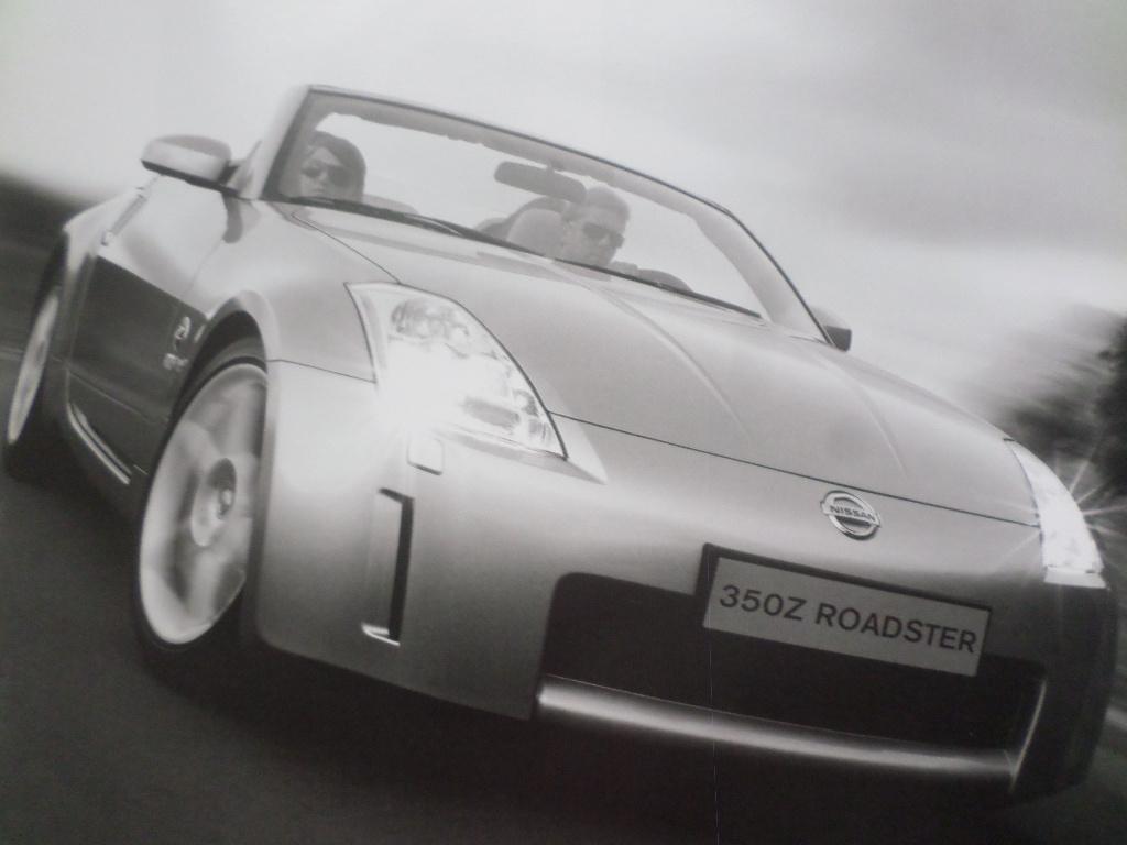 Nissan 350Z Roadster Brochure met DVD, Ophalen of Verzenden, Zo goed als nieuw, Nissan