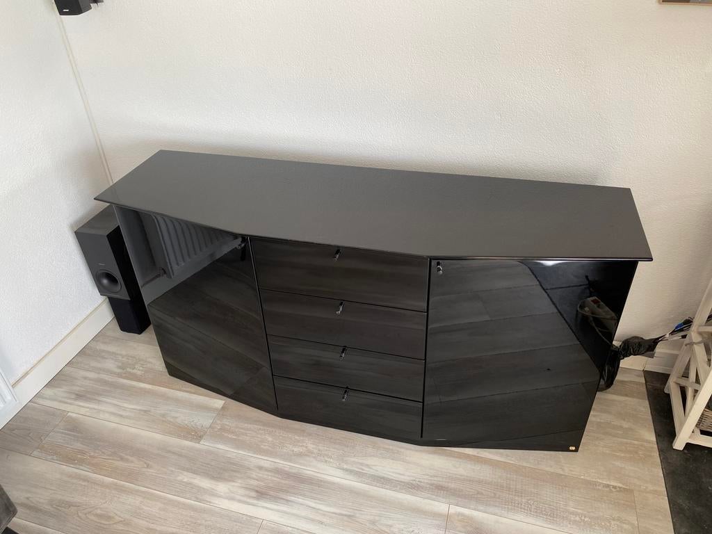 Zwart hoogglans dressoir 1.56 breed bij 48 diep, Huis en Inrichting, Kasten | Dressoirs, Ophalen, Met deur(en), 150 tot 200 cm