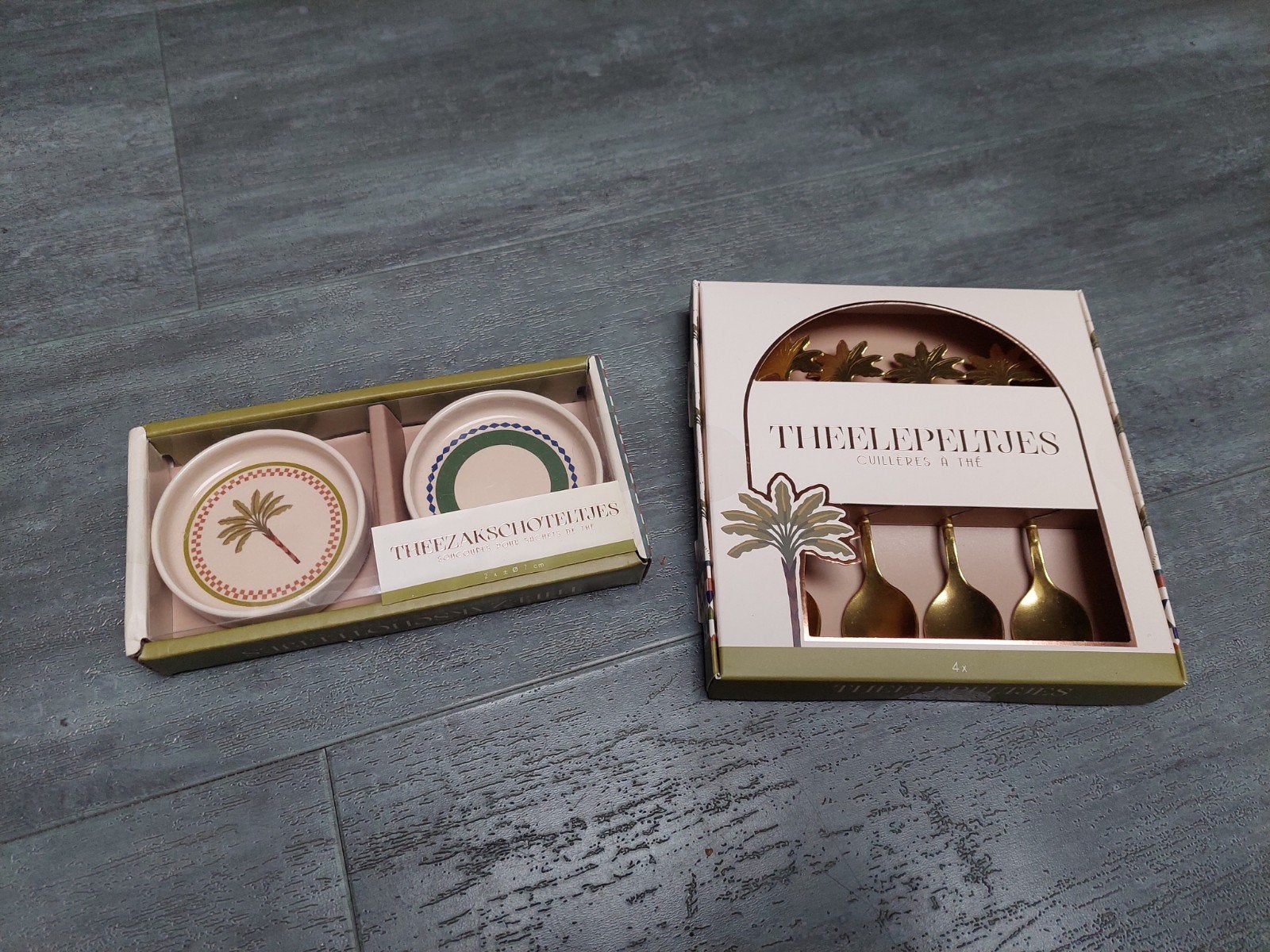 Theelepeltjes en theezakschoteltjes set palmbomen, Ophalen of Verzenden, Nieuw