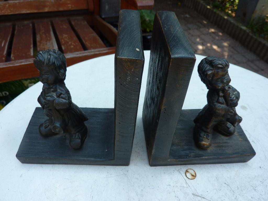 2 antieke boekensteunen gemerkt, Ophalen of Verzenden