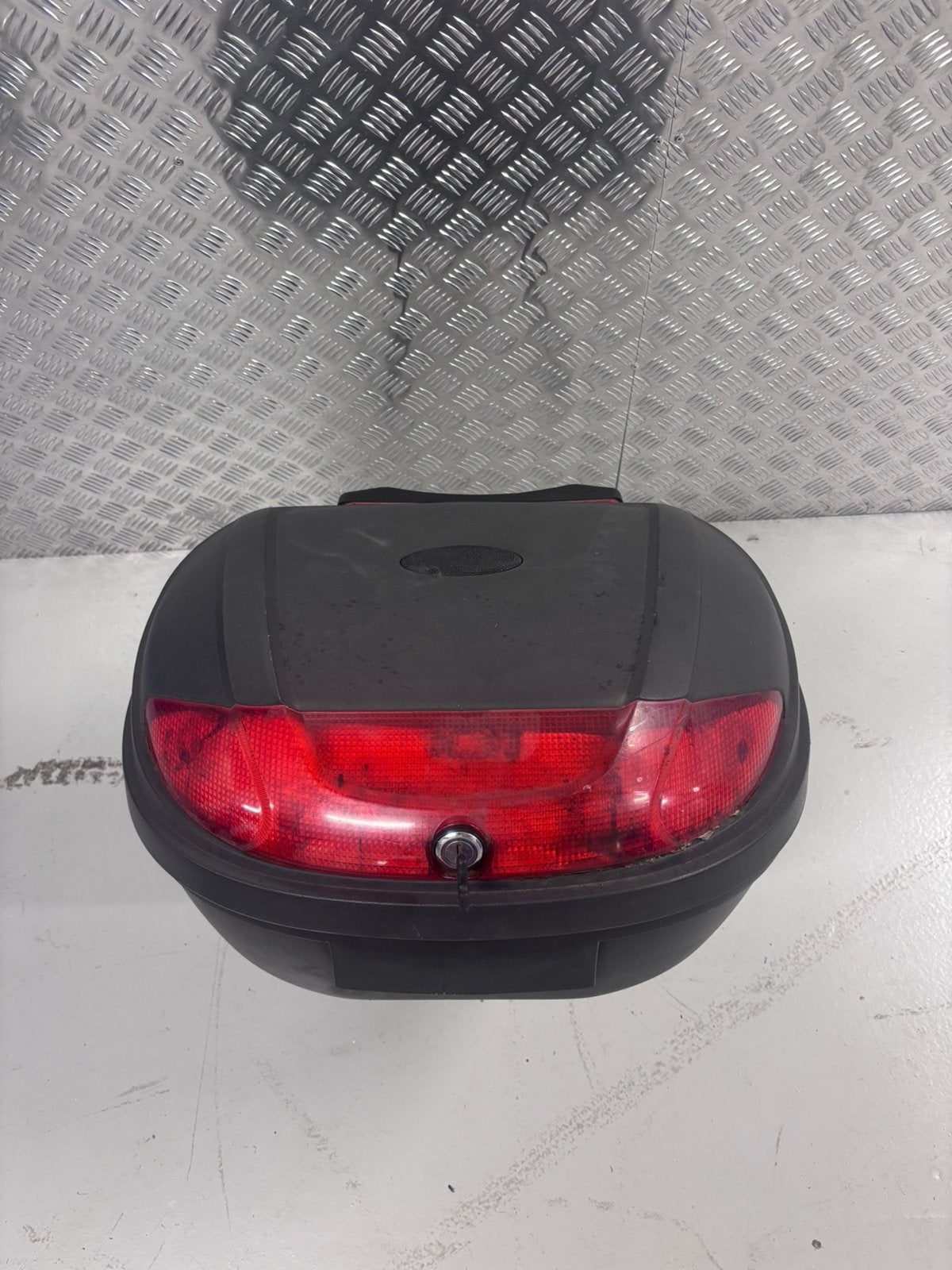 Topkoffer 72 Liter Inhoud, Motoren, Ophalen, Gebruikt