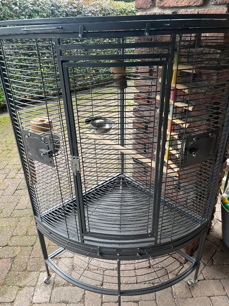 Papagaaienkooi, Dieren en Toebehoren, Vogels | Hokken en Kooien, Ophalen, Gebruikt, Metaal, Vogelkooi