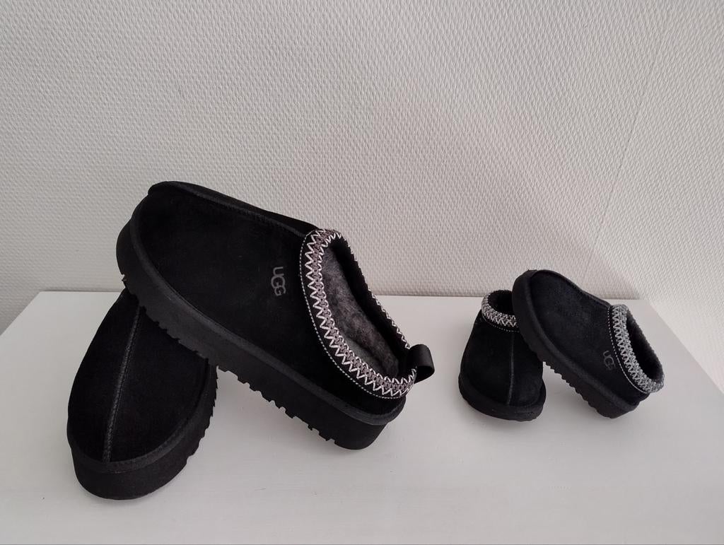 Ugg Tasman mini me, Kleding | Dames, Schoenen, Ophalen of Verzenden, Zo goed als nieuw, Ugg, Instappers