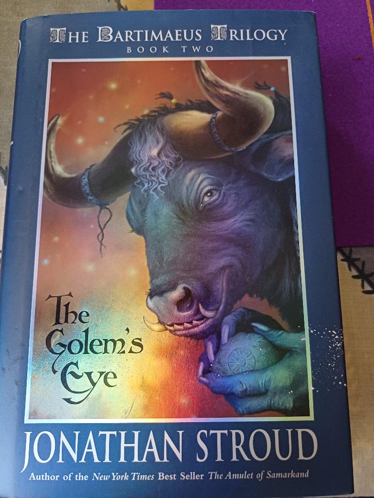 Jonathan stroud:the bartimaeus trilogy hc.the golem eye.978, Boeken, Ophalen, Gelezen, Jonathan stroud