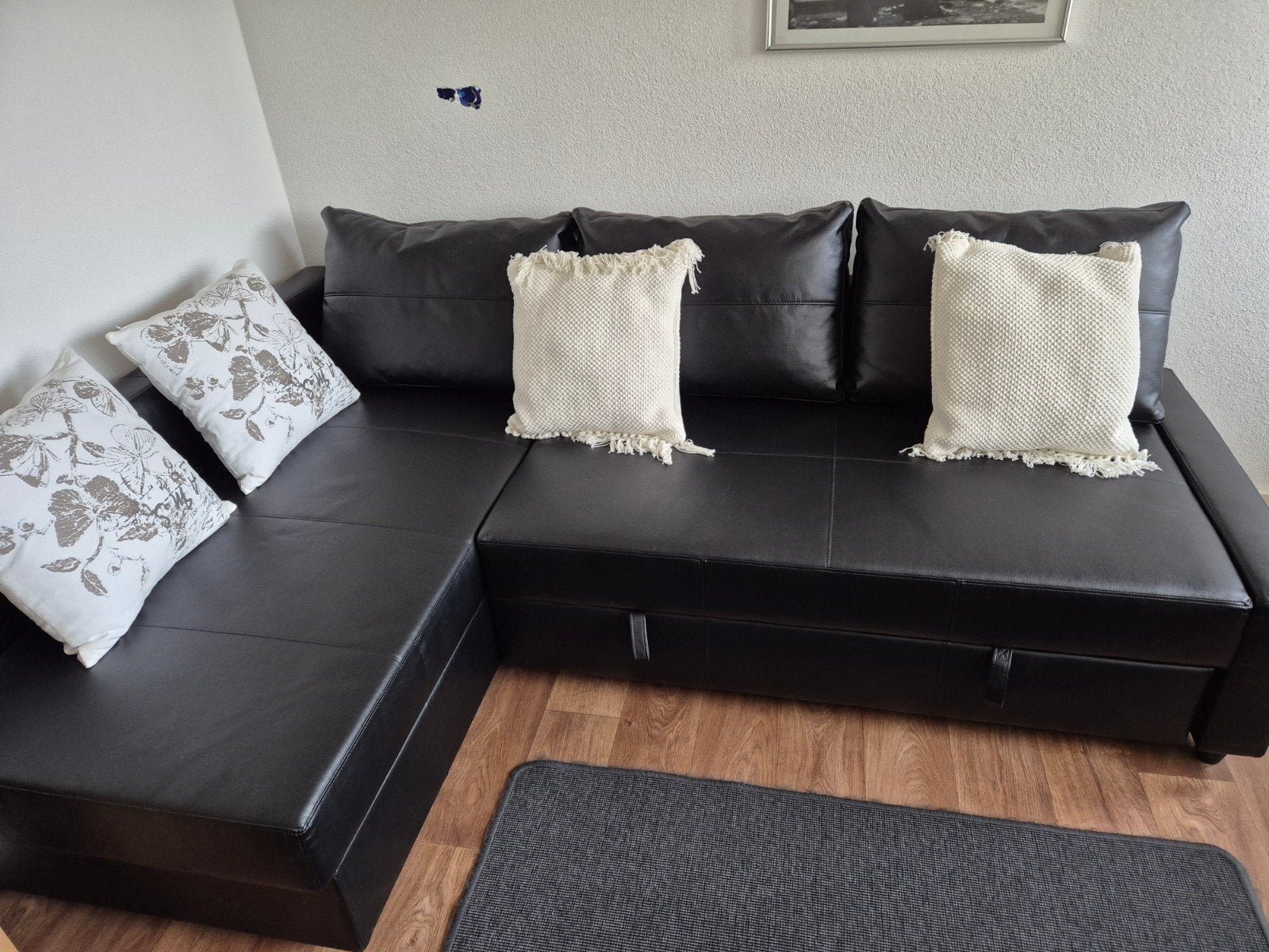 Slaapbank Ikea zwart Leder Nieuwstaat, Ophalen of Verzenden, Zo goed als nieuw, Leer