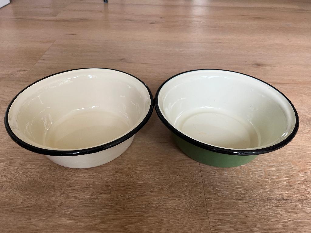 2 Mooi emaille schalen., Ophalen of Verzenden
