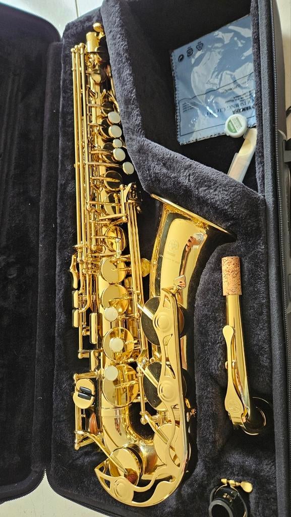 Zo goed als nieuwe Yamaha Alt Saxofoon met Koffer, Muziek en Instrumenten, Ophalen of Verzenden, Zo goed als nieuw, Alt, Met koffer