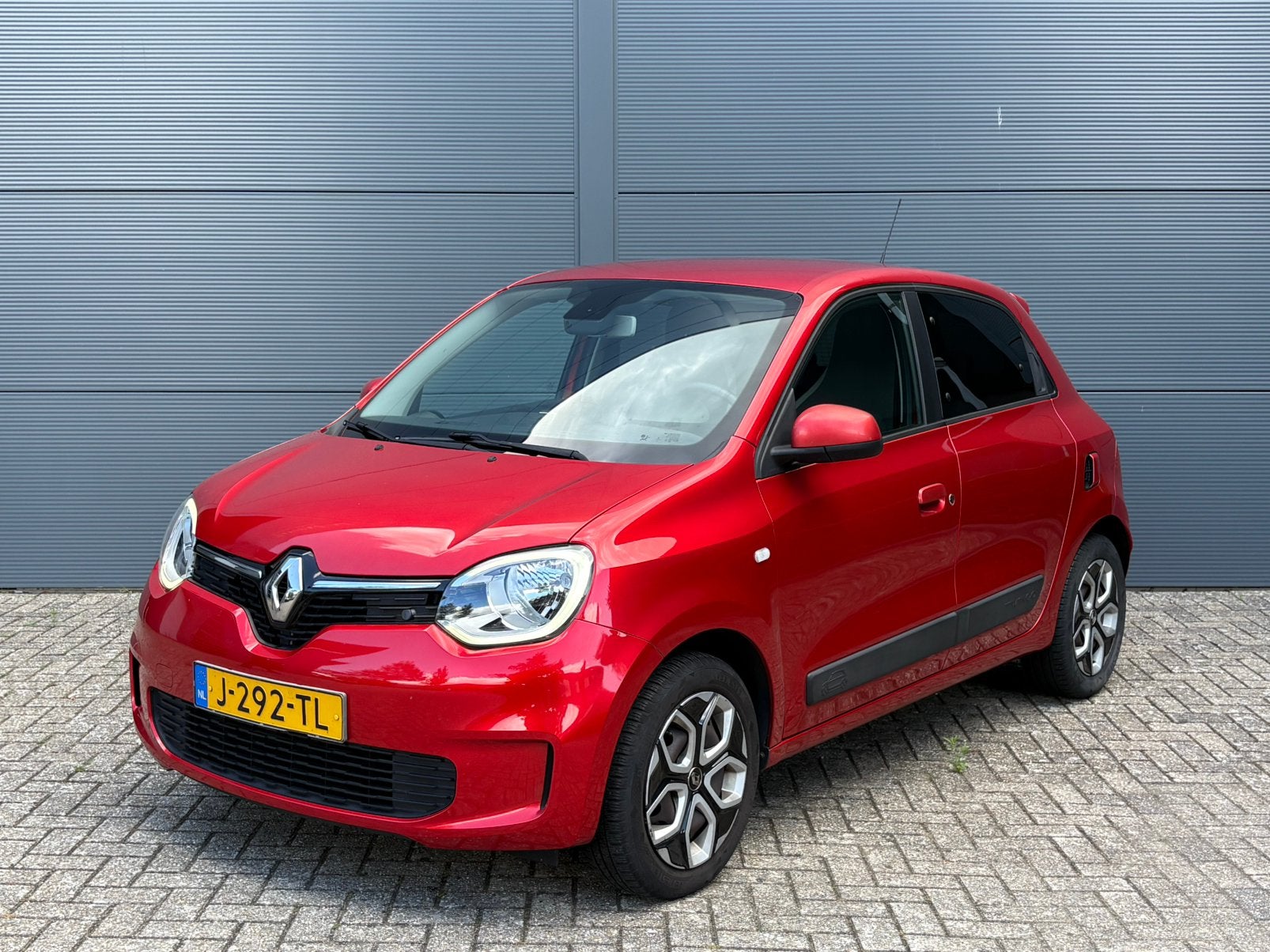 Renault Twingo 1.0 75pk Collection, Auto's, 31 €/maand, Origineel Nederlands, Overige kleuren, Handgeschakeld