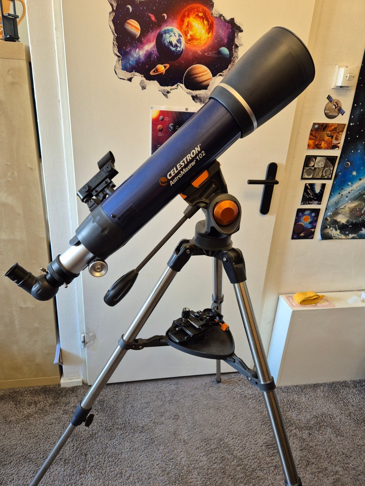 Celestron AstroMaster 102 AZ Telescoop - Zo goed als nieuw, Ophalen, Lenzentelescoop (refractor), 80 tot 200 mm, Met statief