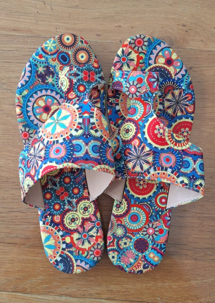 Bohemen Stijl Platte Sandalen - maat 36 - nieuw!, Kleding | Dames, Overige kleuren, Nieuw, Sandalen of Muiltjes, Ophalen of Verzenden