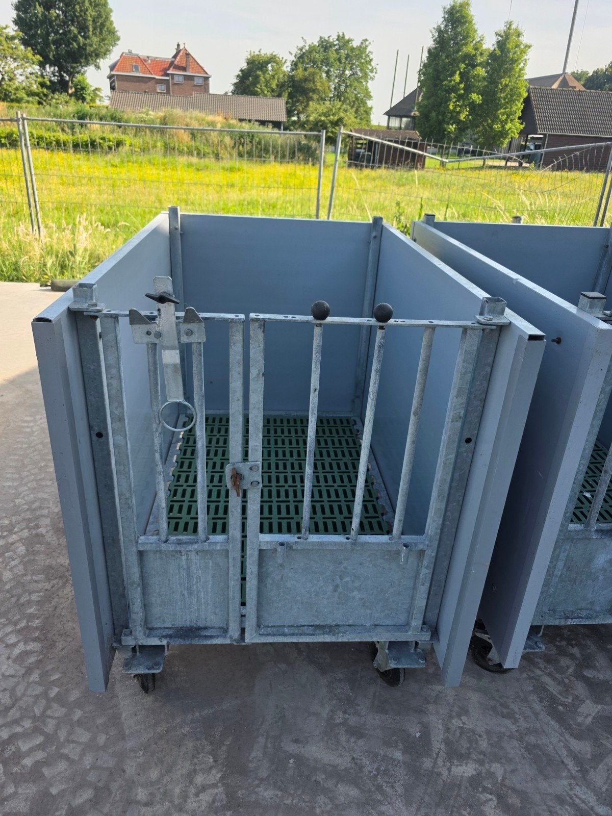 Kalverhok, kalverbox, kalveriglo, eenlingbox