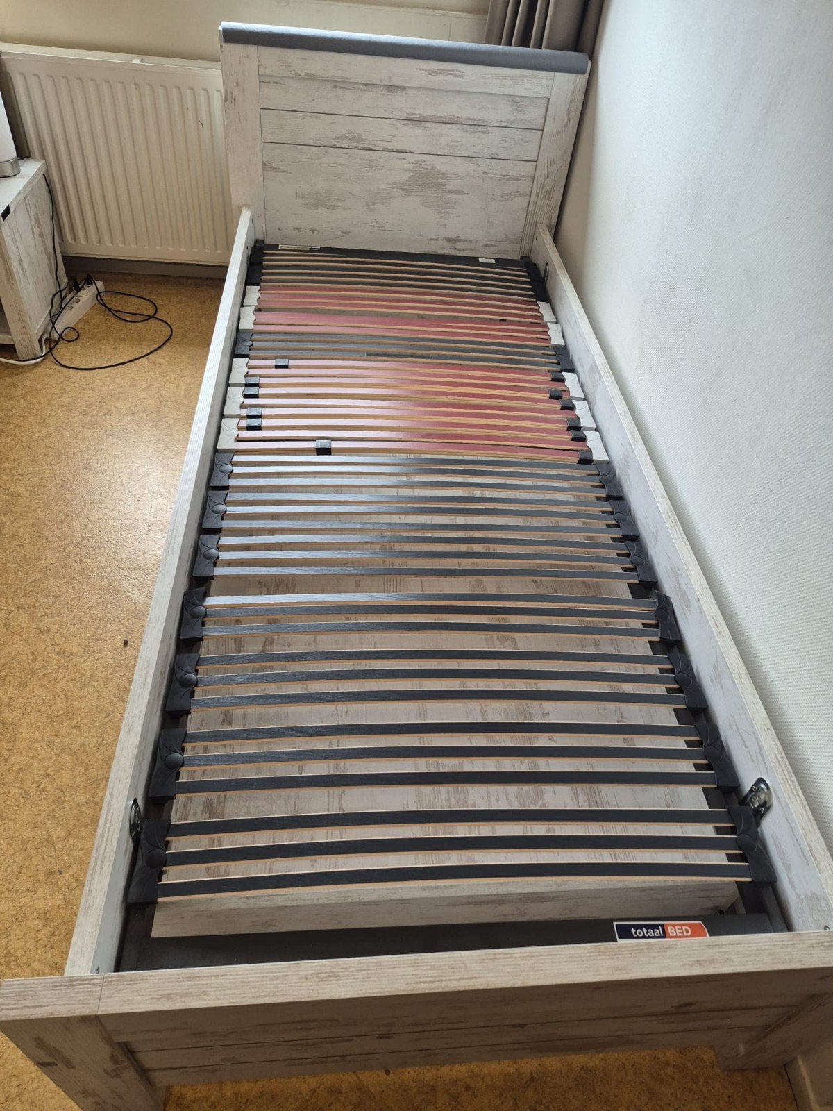 Ledikant bed, Ophalen, Gebruikt, 90 cm, Eenpersoons