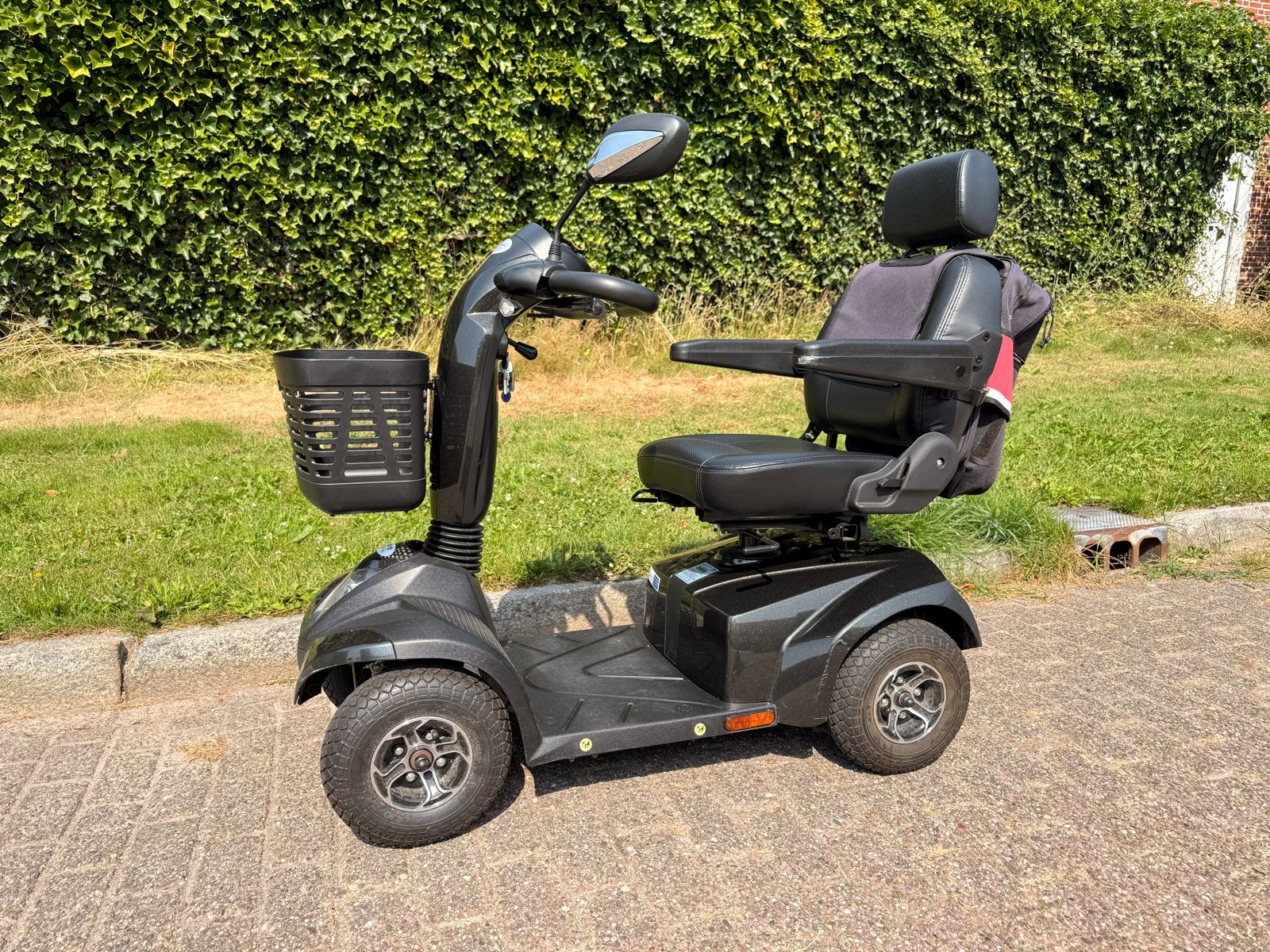 Drive ST4D Plus 2G Scootmobiel 12 km/u – 2025 nieuwe accu’s, Drive medical, Email@fabrikant.nl, Zo goed als nieuw, 1234aa