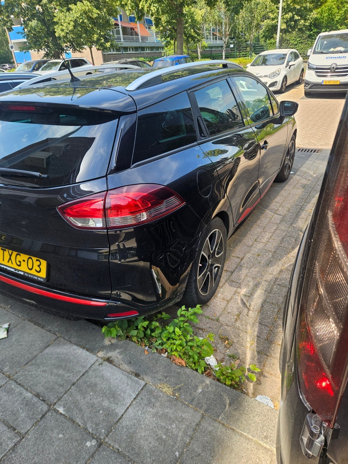 Een fijne en zuinige auto., Auto's, 94 pk, Stof, 9 cc, Zwart