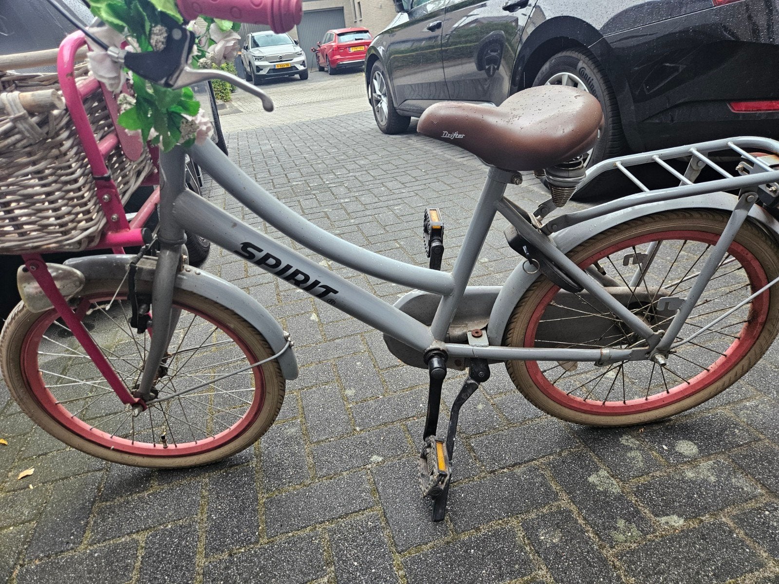 Spirit Meisjesfiets (20 inch) met Rietmandje, Ophalen, Gebruikt, Handrem, Spirit