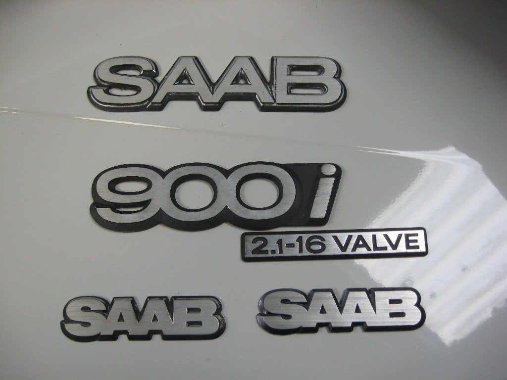 Emblemen Saab 900 I 2.1.-16V classic., Ophalen, Gebruikt