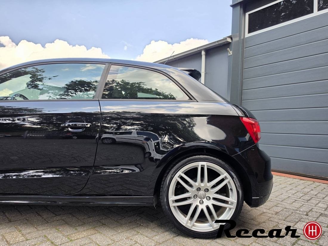 Audi A1 - 1.4 TFSI S edition/Aut/Navi/Xenon/185Pk/Mooi, Auto's, Euro 5, 4 cilinders, 1165 kg, 4 stoelen