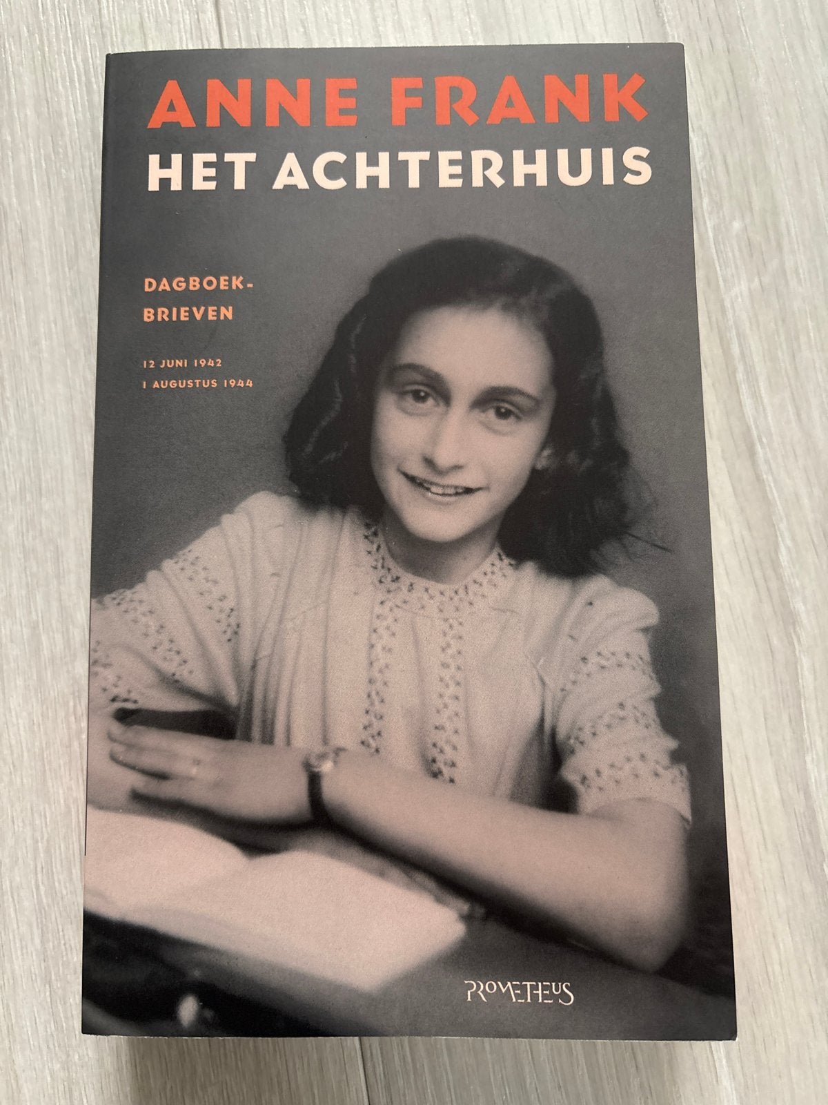 Anne Frank - Het Achterhuis (Dagboek-Brieven), Ophalen of Verzenden, Zo goed als nieuw, Overige